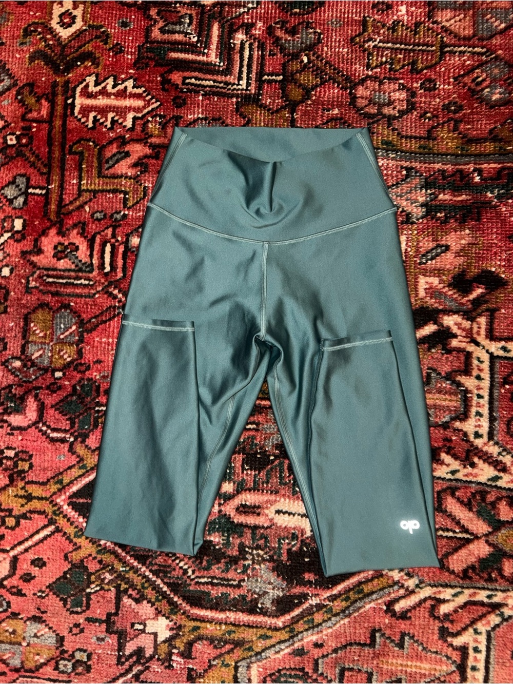 ALO yoga green leggings